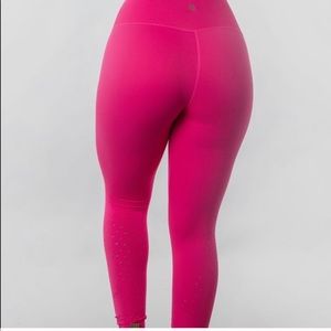 BuffBunny Hot Pink Leggings
